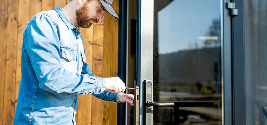 Frameless Glass Storefront Door Locks Replacement in Carol Stream