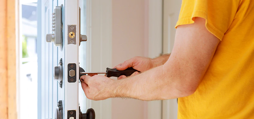 Eviction Locksmith For Key Fob Replacement Services in Carol Stream, IL